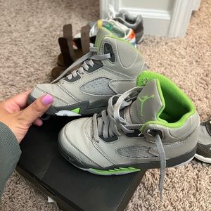Jordan retro 5 ‘green beans’ kids size 11c